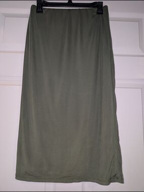 Olive Green Women's Straight Midi Skirt